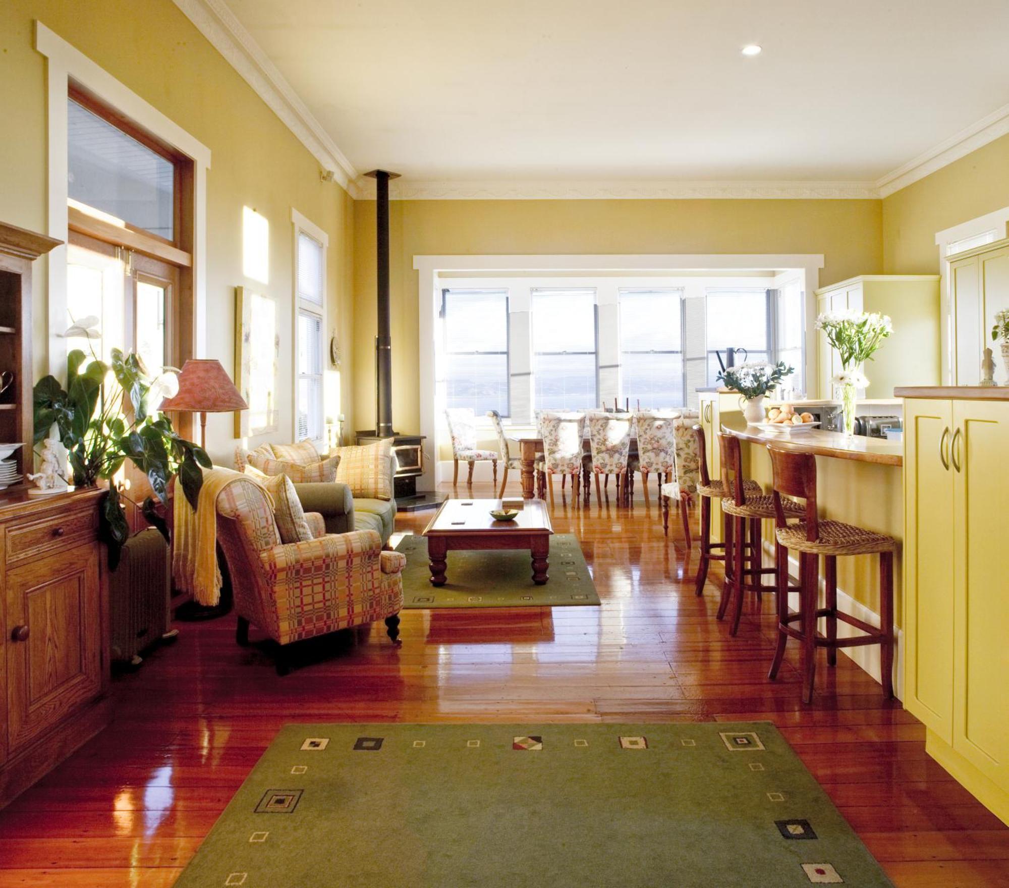 Mchardy Lodge Napier Exterior photo